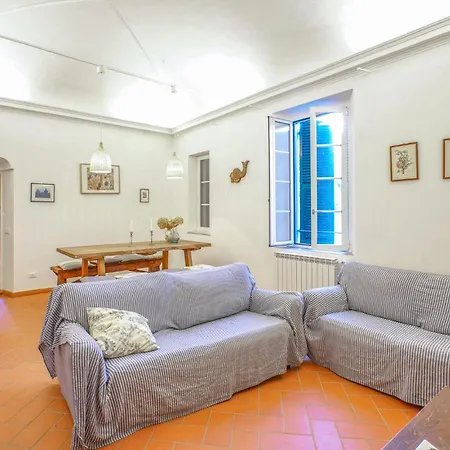 Holiday home 3 Bedroom In Lusignano Dalbenga Bastia (Savona)