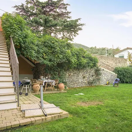 Holiday home 3 Bedroom In Lusignano Dalbenga Bastia (Savona)