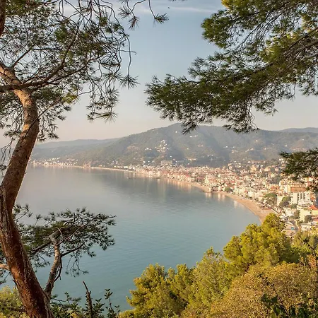Nyaraló In D'albenga *